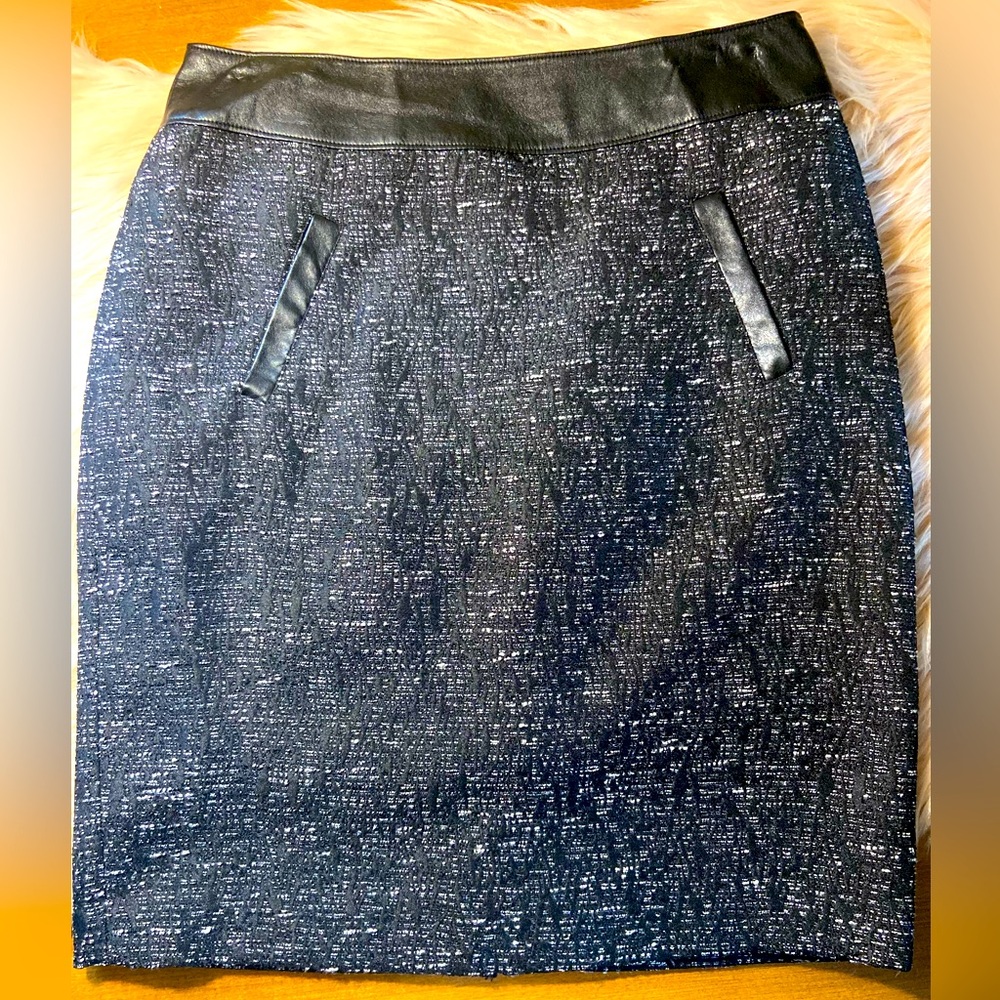 Halogen size 6 skirt
